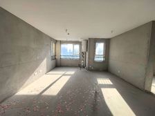 海信天山郡)不靠路三室两厅两卫毛坯,看房随时