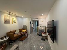 专属委托!南京西路04年住宅,精装,诚意出售随时可看