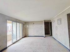 电梯房 130平 中国摩三期 4室 清水 诚心出售 价格可议