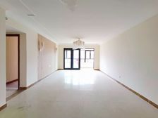 照母山 全新精装大四房 单价1万3 近光环近轻轨 可一双