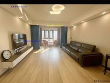 急售 国博二期洋房精装修拎包入住带露台 全天采光 莱电咨询