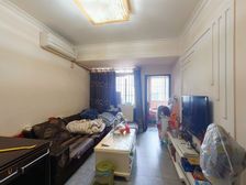 万达广场旁,正规两房,业主安心出售。