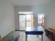 轻轨站附近万有广场正规三房还没有装修出来出售