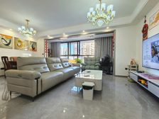 凤天路 华宇城M13四房190万