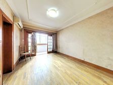 思南路115弄小2房1厅思南路6万多 可随时看房 诚意出售