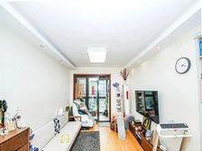 新上笋盘 店长 精装修+产权车位 电梯中间楼层 诚售