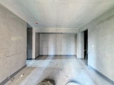 业主急出 诚心出售 对面西附 交通便利