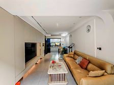 前后花园100平,装修花了30多颗,业主急售