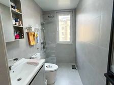 大唐盛世唐晟雅苑 停车方便 有电梯 中间好楼层 次新房