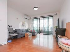 房东 200个急售,高区景观房 黄浦江 三件套一览无余