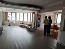 300位同行 !心动房源!尽享苏河美景!四房朝南,诚售!