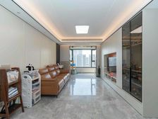 ,看中可谈,业主定好大平层,来电预约看实房