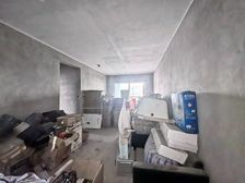 朝中庭看江 来电少 个 江北嘴好房