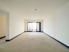 新上 137万(好房急售)安心卖 价格好谈 看欢乐谷视野开阔