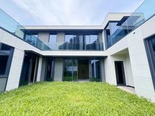 佛山保利现代四合院别墅 赠物业车位 欢迎实地看 专车接送