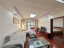 小区央座 飞机户型三房,诚意,满五年,必卖好房!看房随时