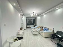 万达旁 上云间 中山苑电梯景观楼层 精装修 随时看房 有车位