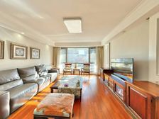 房源优选:精装南北三居室 前后花园,采光视野好,诚售好房!