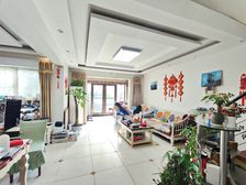 运乔嘉园 下叠 4室2厅3卫 一层 采光充足