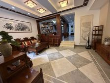 江畔稀缺排屋,一环边纯别墅小区,房东自住带两个花园