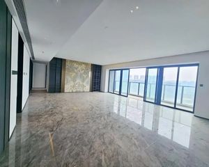 天鹅堡 现房全新豪华装修 楼下配套设施齐全 未入住中层 价