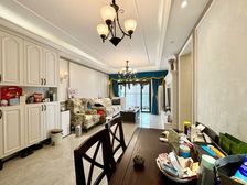 (小区装修 巴适的一套)!保利观塘 南滨路 10号线轻轨站旁