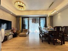 金茂开发,带车位,满两年,税费各付,精装3房,次新小区,可谈