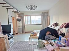 80仲本布子膘 杨家坪步行街中心 双轻轨2号线和18号线站旁