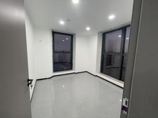 解放东路万达广场对面 江南云港智慧写字楼全 新装修