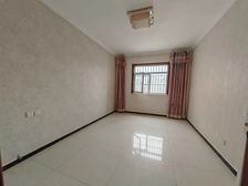 急售 滏兴国际 实验 汇中广场 紧邻哈院 三室两厅两卫