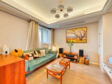 精装 边套户型 可拎包入住 正规商品房 近地铁 交通便利