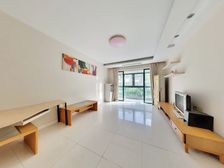 新上桐泾公园 公园天下 三房 中间楼层 有独立大车库