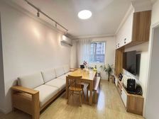 紧挨7号线 品质小区 环境好 南北精装 拎包入住 急急可谈