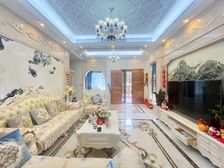 双拼别墅诚心出售 豪华装修 带地下室 花园方正 看房方便