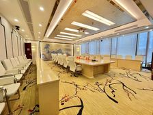 南宁地标!集团总部臻选丨700万装修全套家具丨半层15个房间