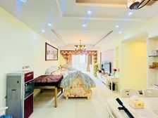 近巴国城!业主诚心卖,装修好直接拎包入住!周边配套齐全!