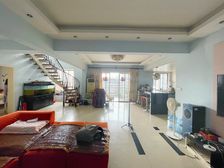 轻轨站门口带120平精装屋顶大花园,急售急售