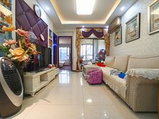 杨家坪 精装可拎包入住 停车方便 出行方便 满二 近医院