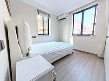 多层 三楼板式南北通透三房,近地铁,近医院,近家乐福超市