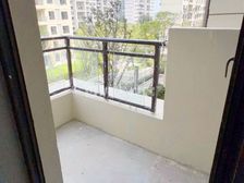 周边配套设施成熟,协和医院,足球场,龙湖天街