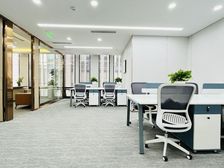 交通丨融汇国际大厦丨正对电梯丨使用率高丨精装修带家具