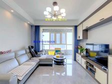 绿地外滩公馆 刚需小三居 高楼层视野好 双卫 交通便捷