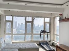 落地窗 个人家精装修两室 出门地铁3 封闭小区 人车分流