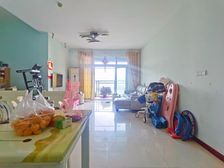 江景房 每个卧室带阳台 头排看江效果 家具家电齐全 业主急售