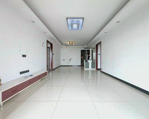 外滩一品 3室2厅 北