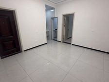 急售!三中一楼家属院装修地暖 适合自住陪 可摇号住宿制