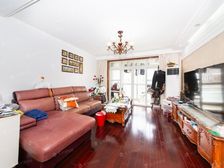 商品房 正南朝向 商业配套成熟 楼层好 近地铁 刚需两居