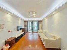 新上好房,景观两房,位置好,房龄新,有钥匙