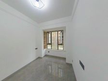 万科物业!物业费!精装大平层,南北通透,带露台!!