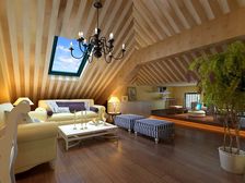 民苑正厅带阁楼,终于卖出来了,快来看,价格有惊喜,随时看房